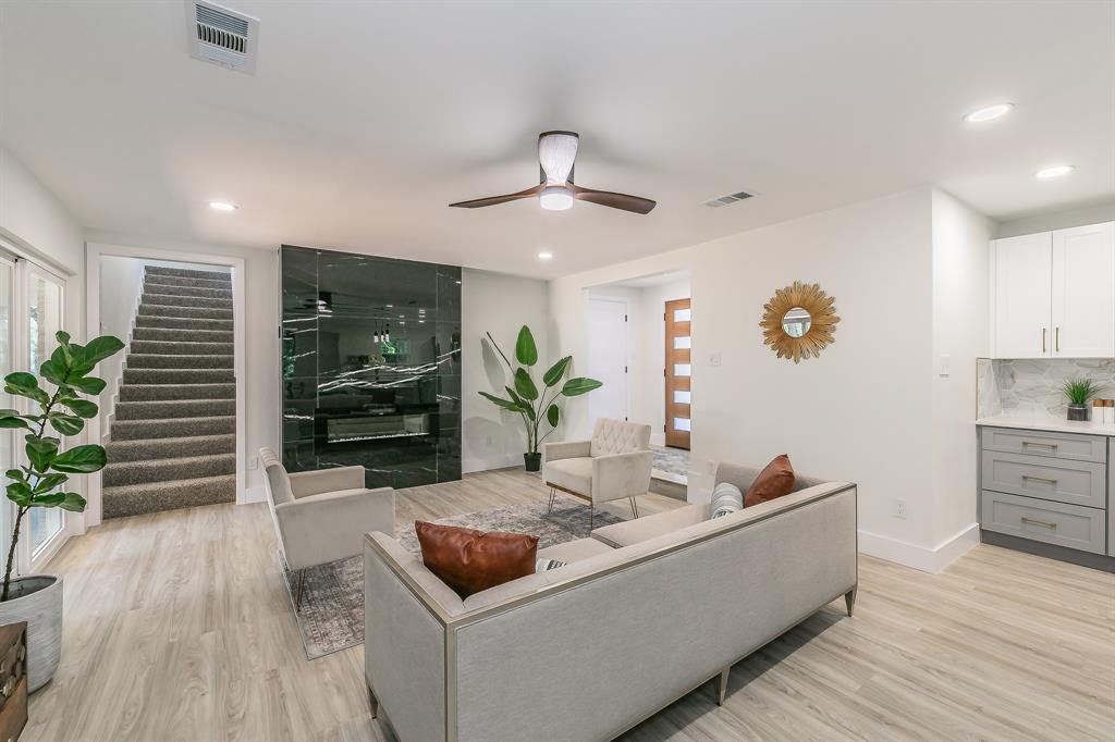 5810 Sagebrush Trail