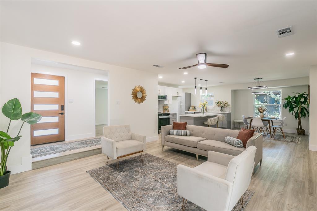 5810 Sagebrush Trail