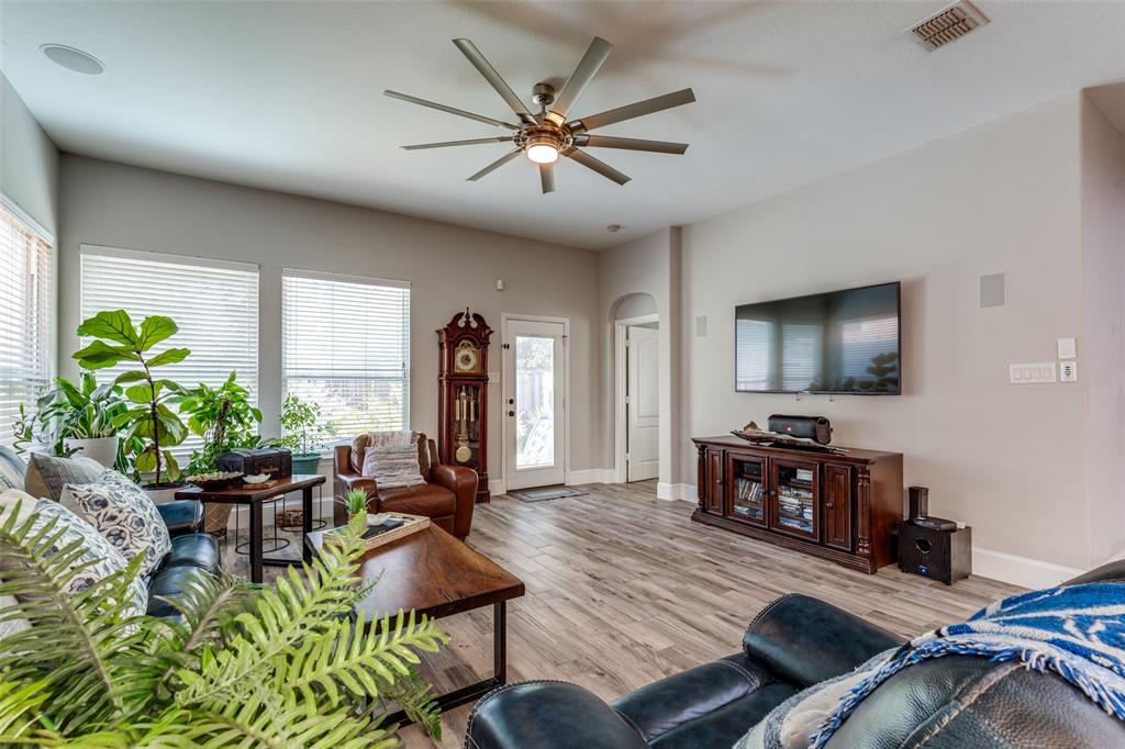 512 Maverick Drive