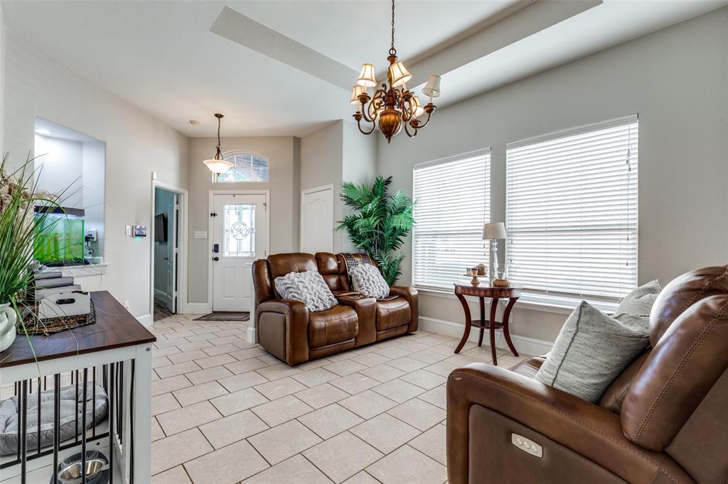 512 Maverick Drive