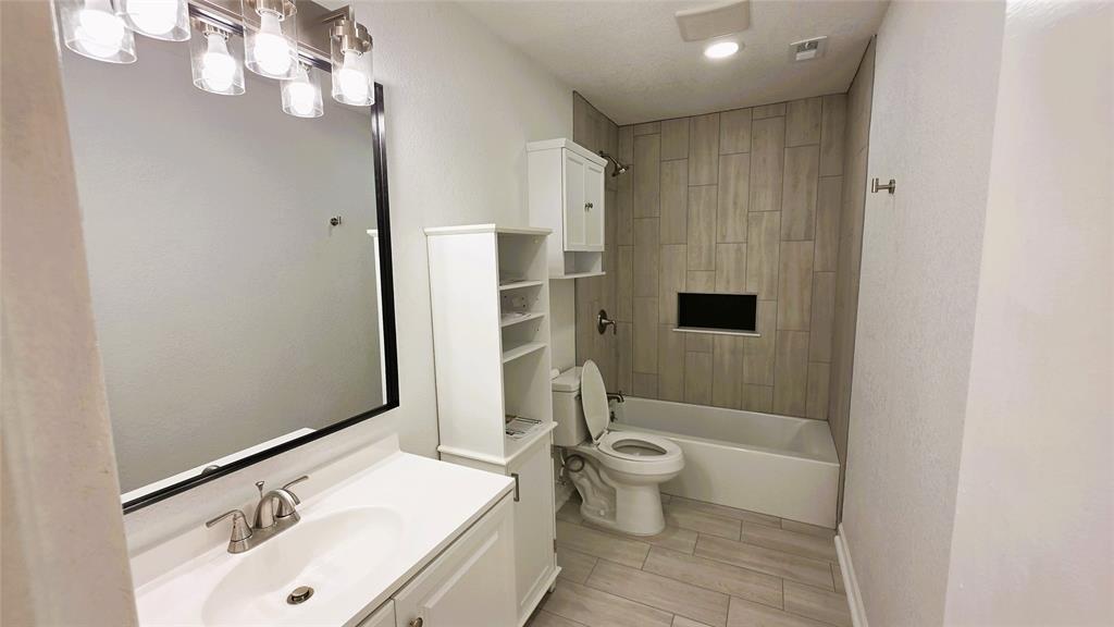 Gran Villa Twnhs - Residential Lease