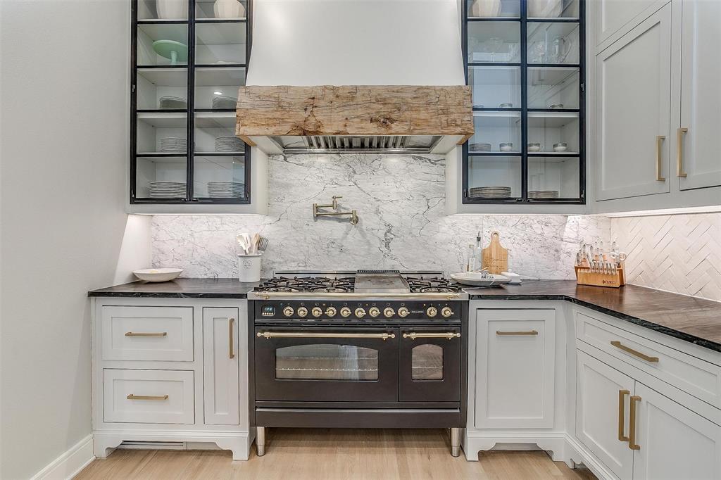 Woodland Lake Estates - Residential