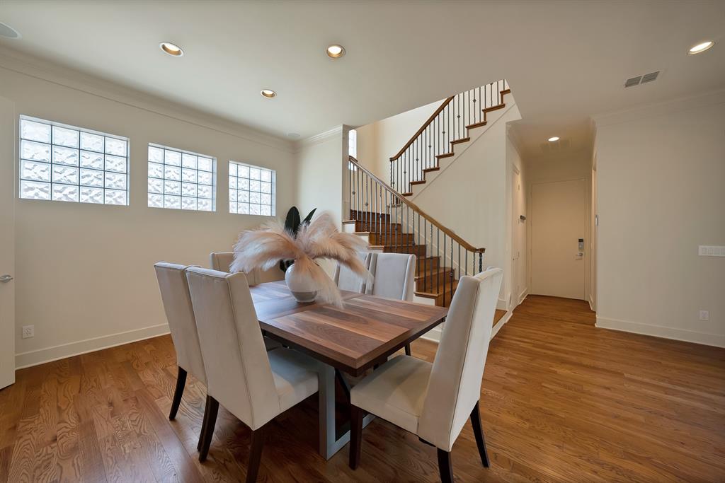 Rawlins Square - Residential