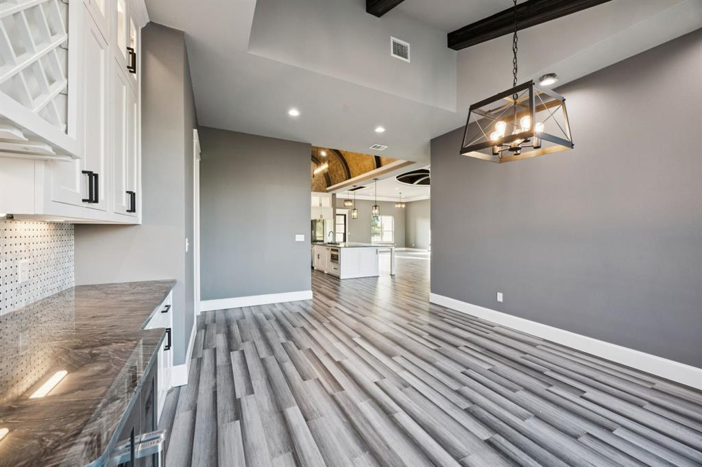 The Estates of Lone Oak - Residential