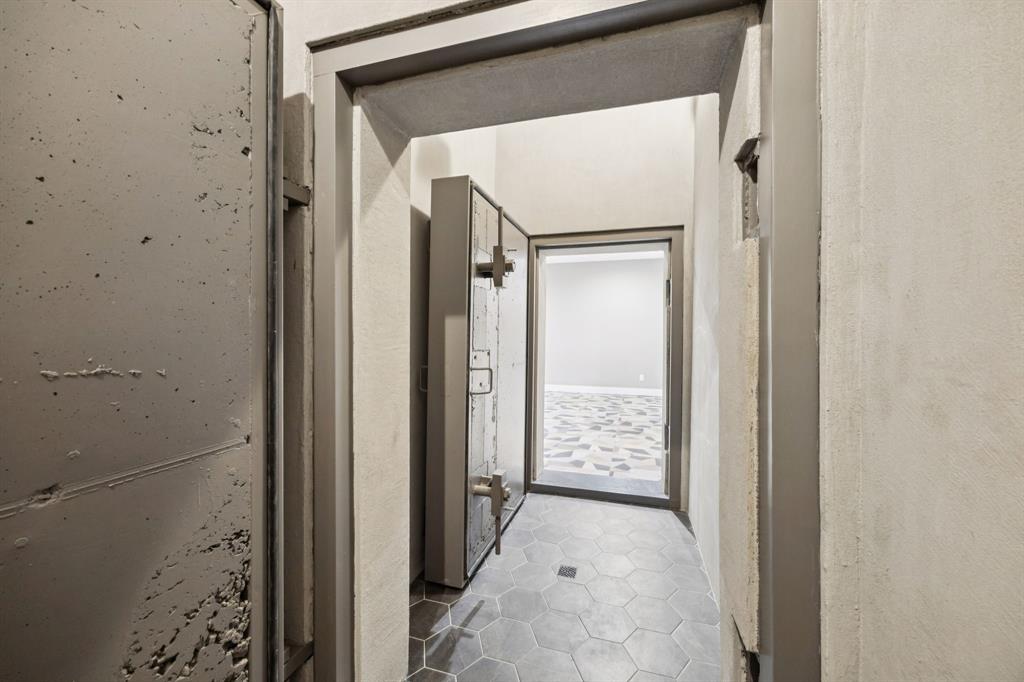 The Estates of Lone Oak - Residential