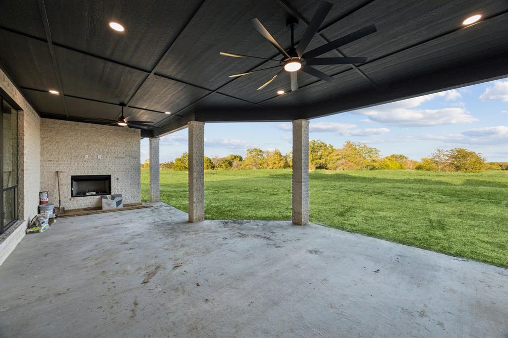 The Estates of Lone Oak - Residential