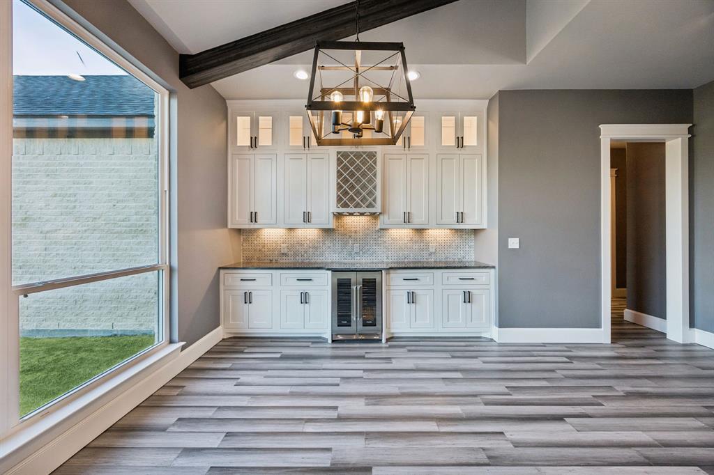 The Estates of Lone Oak - Residential