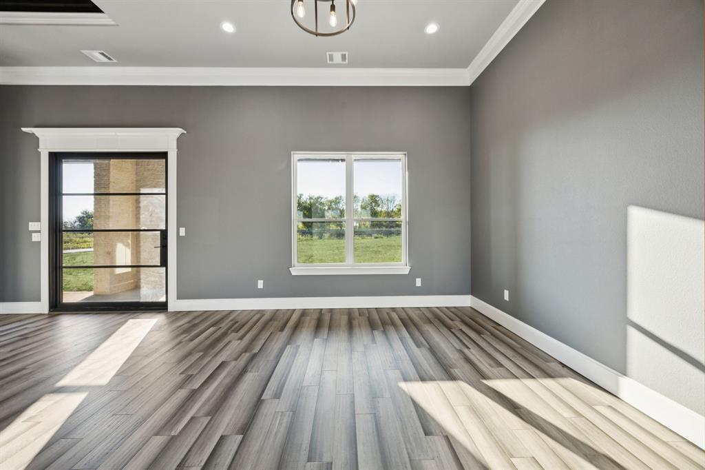 The Estates of Lone Oak - Residential