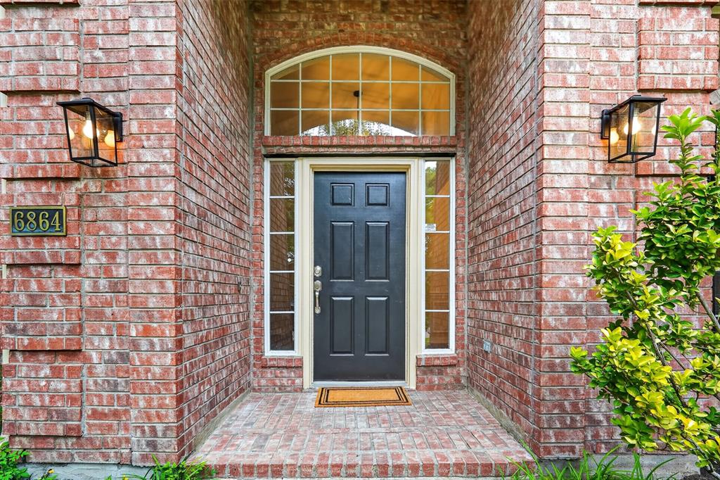 6864 Bushnell Drive