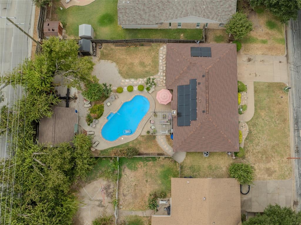 4128 Longleaf Lane