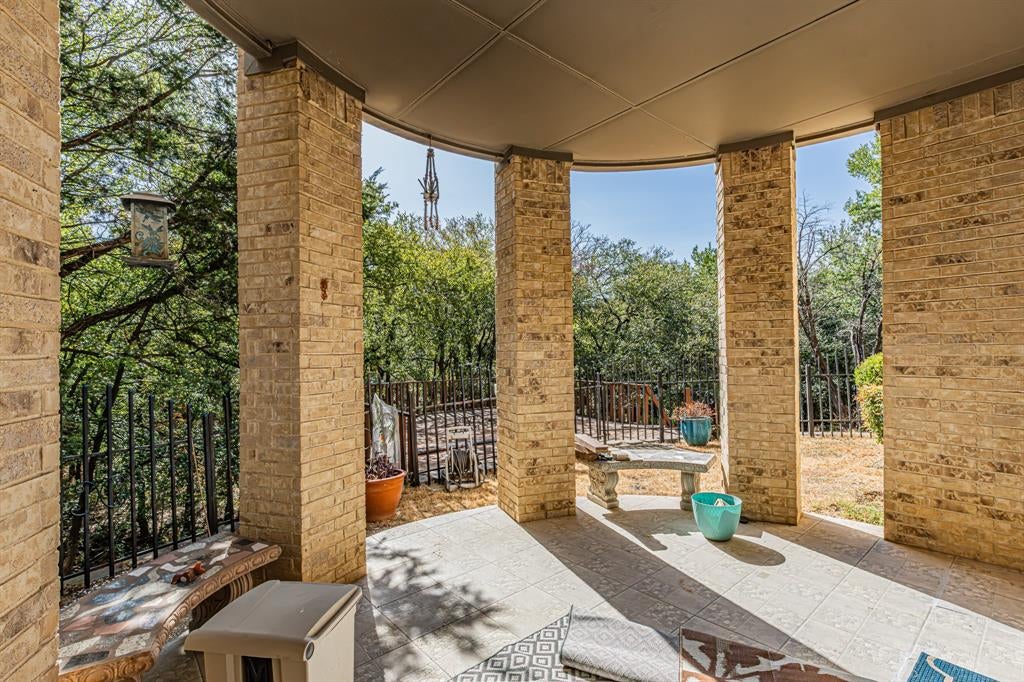 1552 Cypress Bend Drive