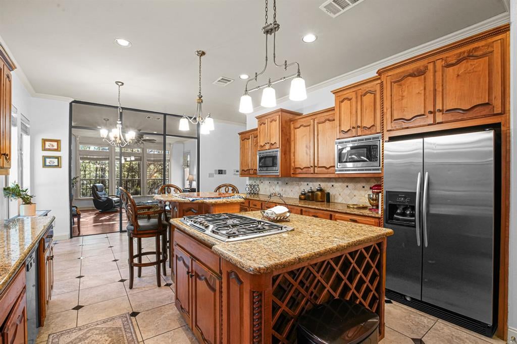 1552 Cypress Bend Drive