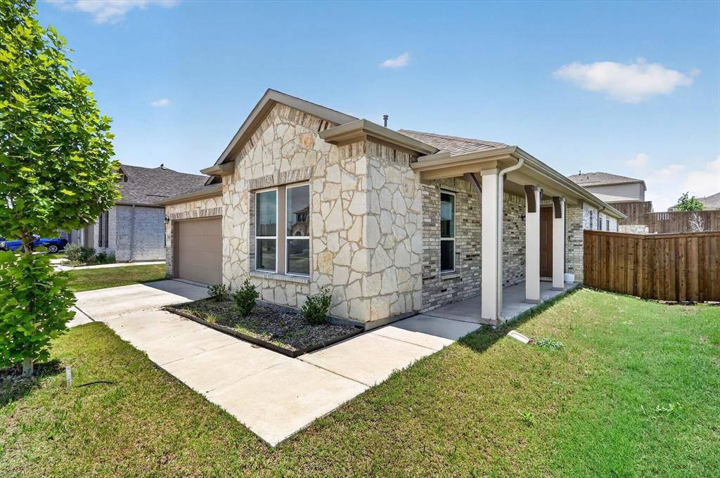 976 Brock Drive