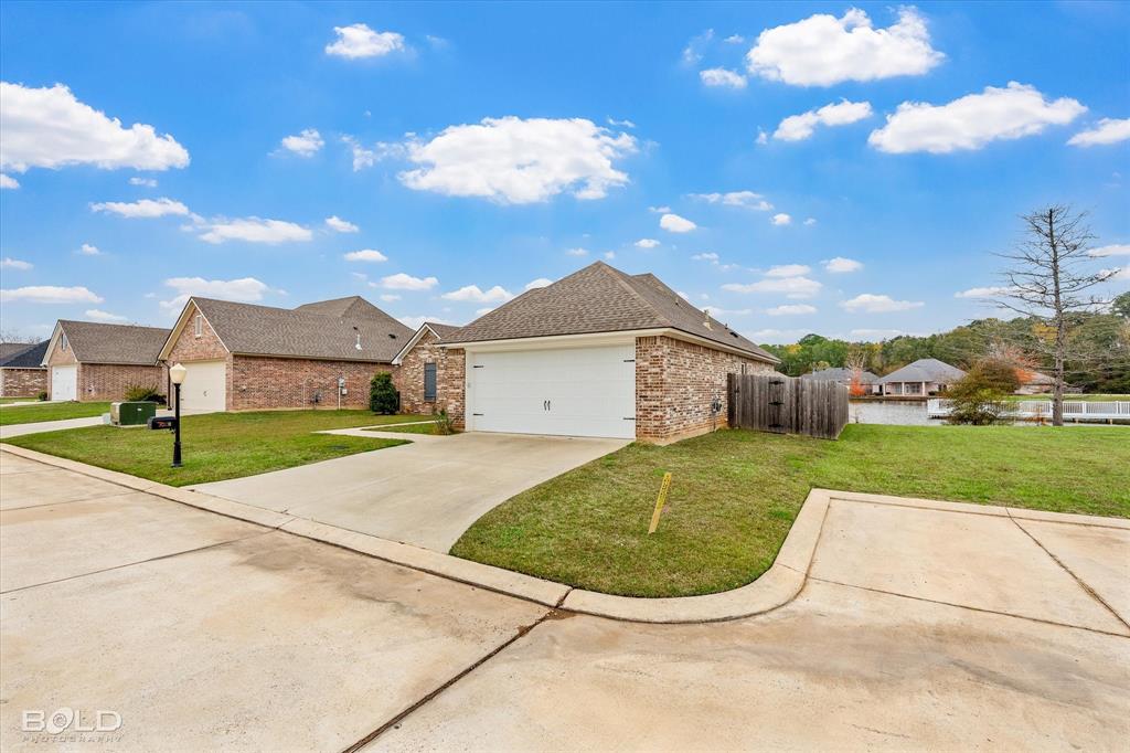 2028 Sand Crest Drive