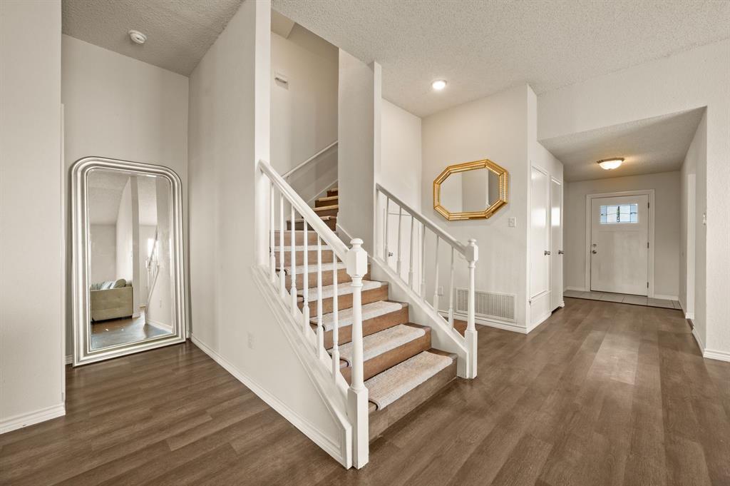 Huntington Village Add - Residential