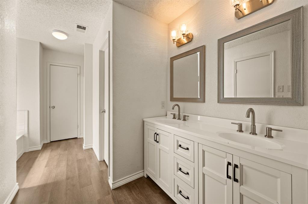 Huntington Village Add - Residential