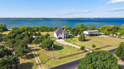 Photo of 8032 County Road 436, Princeton, TX 75407 (MLS # 21360576)