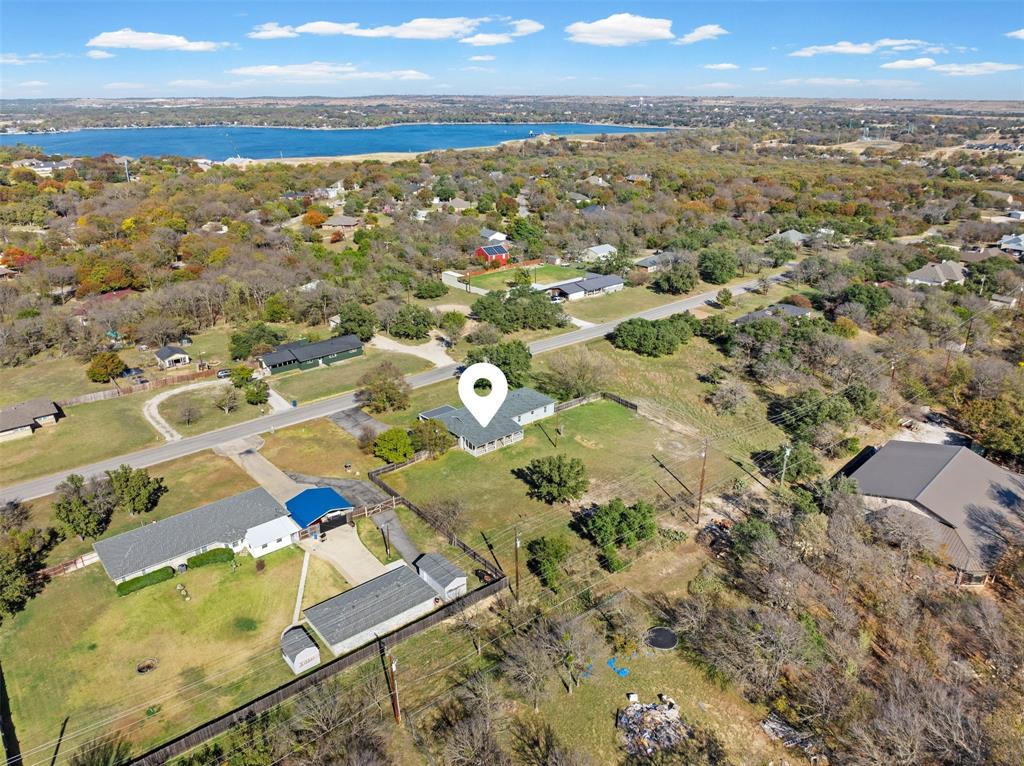 3610 Lakeshore Drive