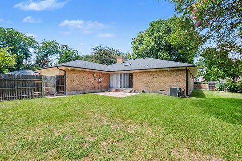 Tiny photo for 914 Bromwich Street, Garland, TX 75040 (MLS # 21341025)