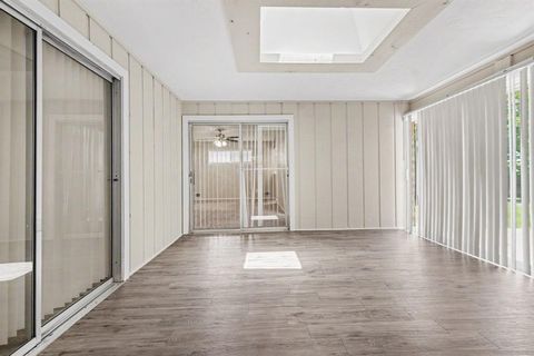 Tiny photo for 914 Bromwich Street, Garland, TX 75040 (MLS # 21341025)