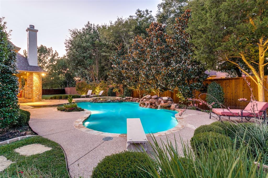 Versailles Add - Residential