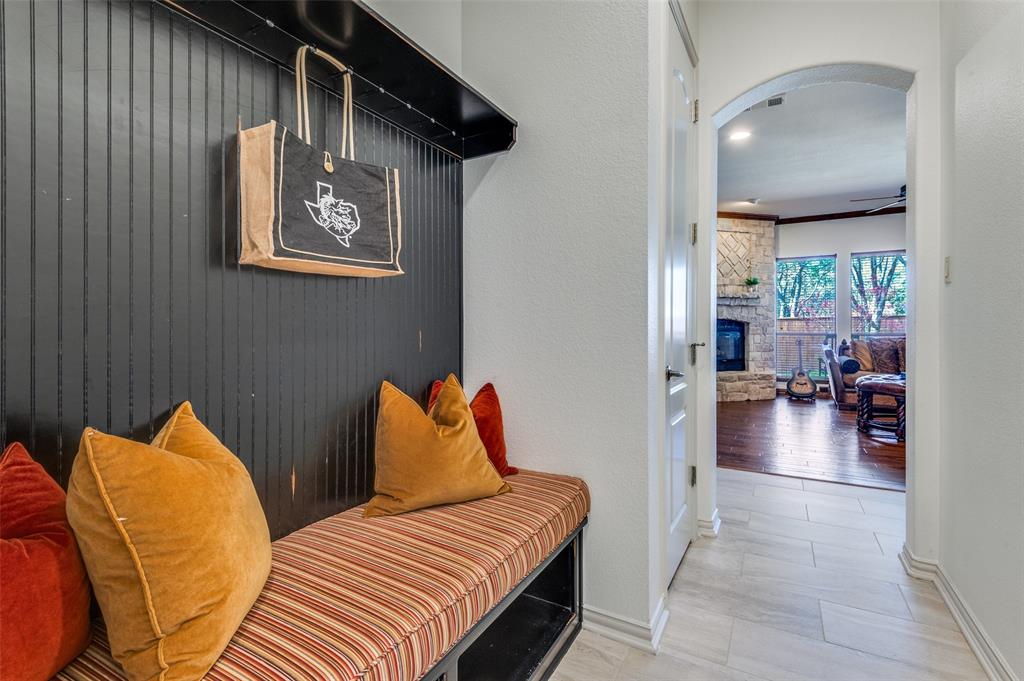 Versailles Add - Residential