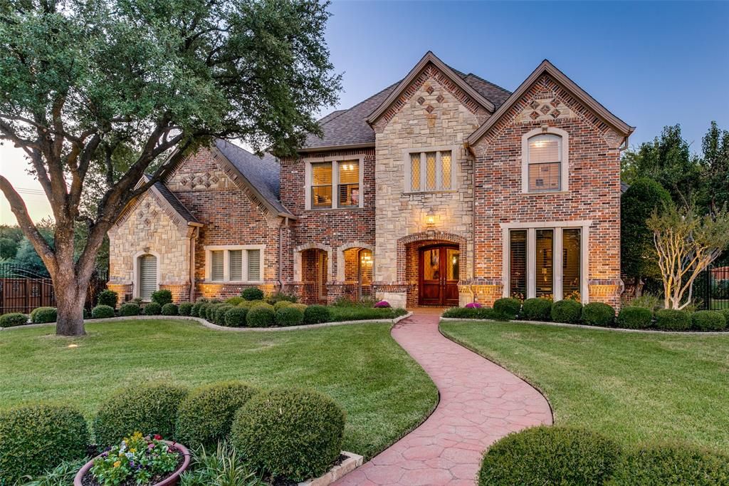 Photo of 1024 Merlot Drive, Southlake, TX 76092 (MLS # 21189220)