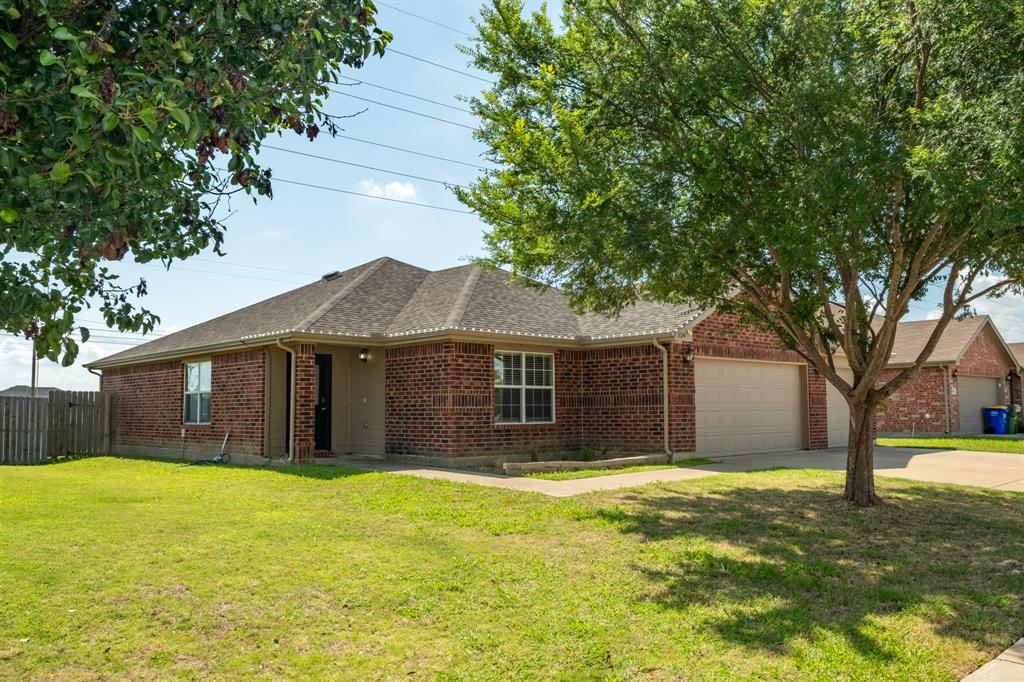 324 Broken Bow Drive