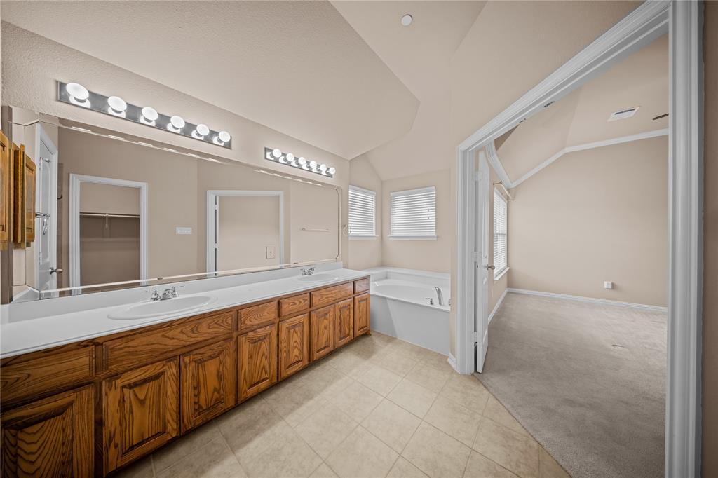 Shoal Creek - Residential