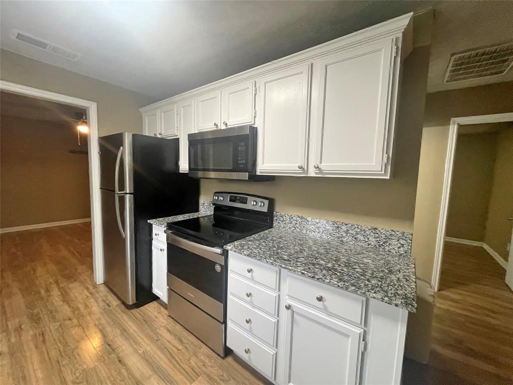 ORIG TOWN OF LONE OAK - Residential