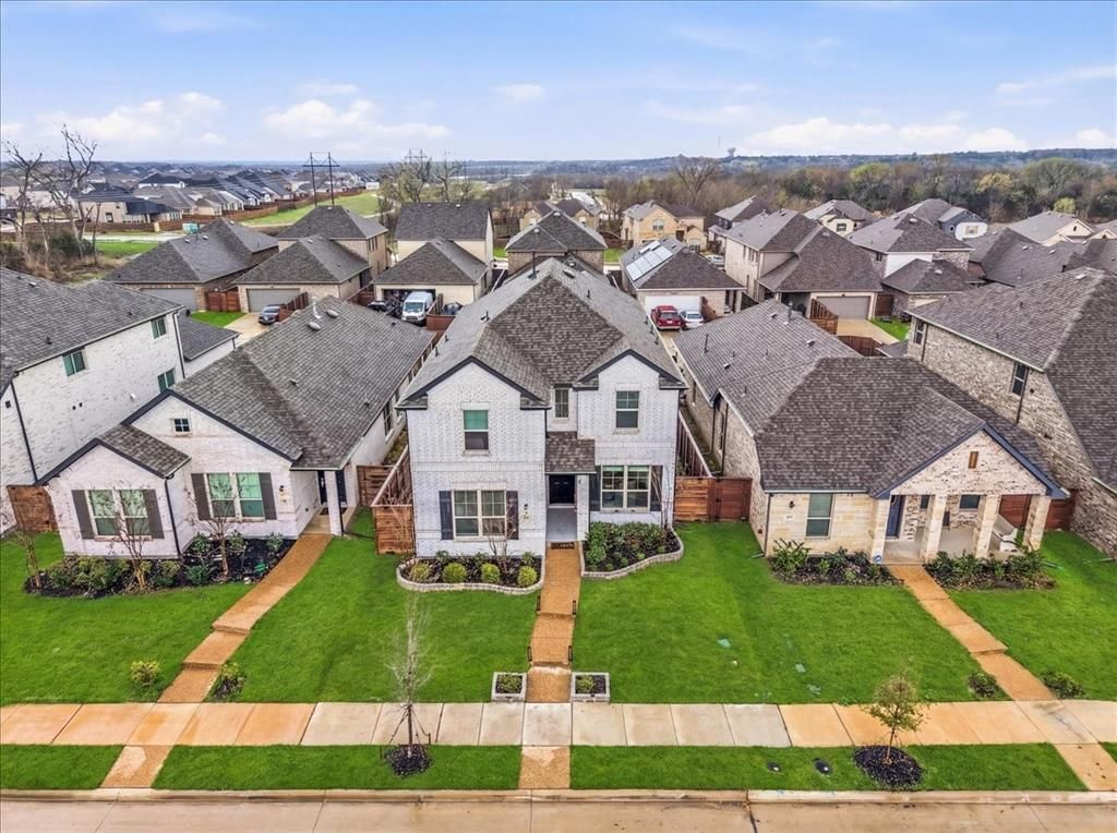 Photo of 1908 Twisted Tree Lane, Mesquite, TX 75181 (MLS # 21203287)