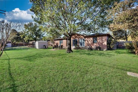 A home in Hurst