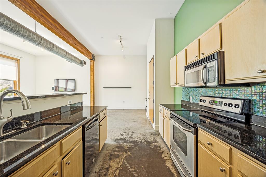 Live Oak Lofts Condo - Residential