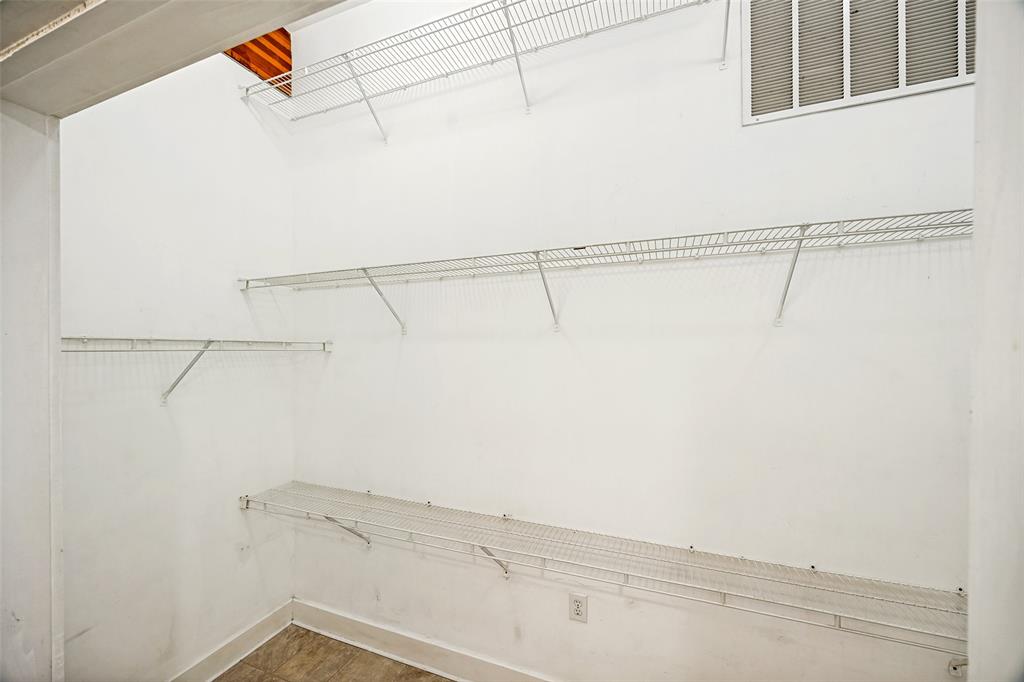 Live Oak Lofts Condo - Residential