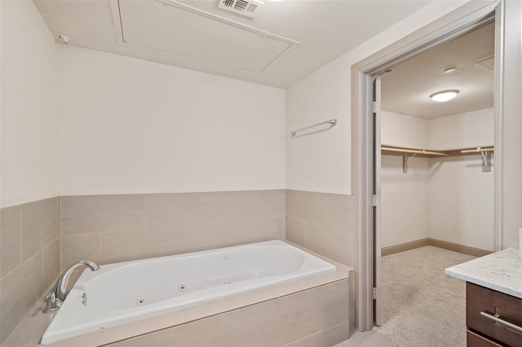 Veranda 2 - Residential Lease