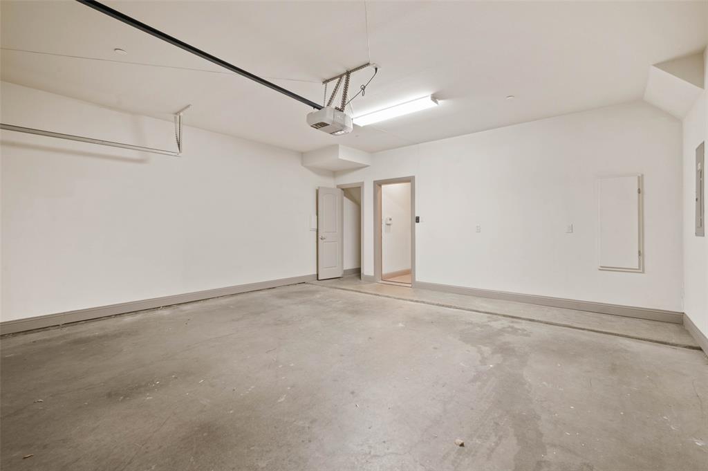 Veranda 2 - Residential Lease