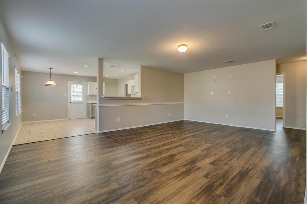 5701 Talons Crest Circle