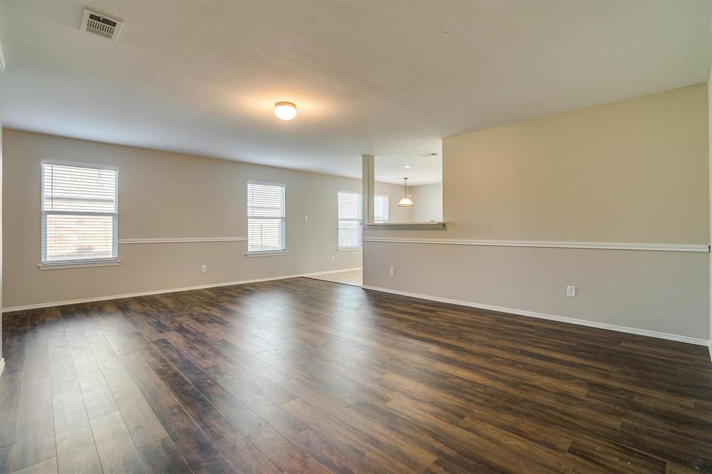 5701 Talons Crest Circle