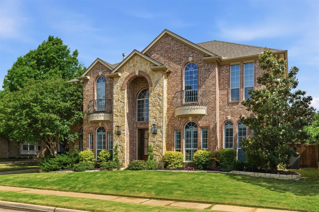 1116 Sabine Court