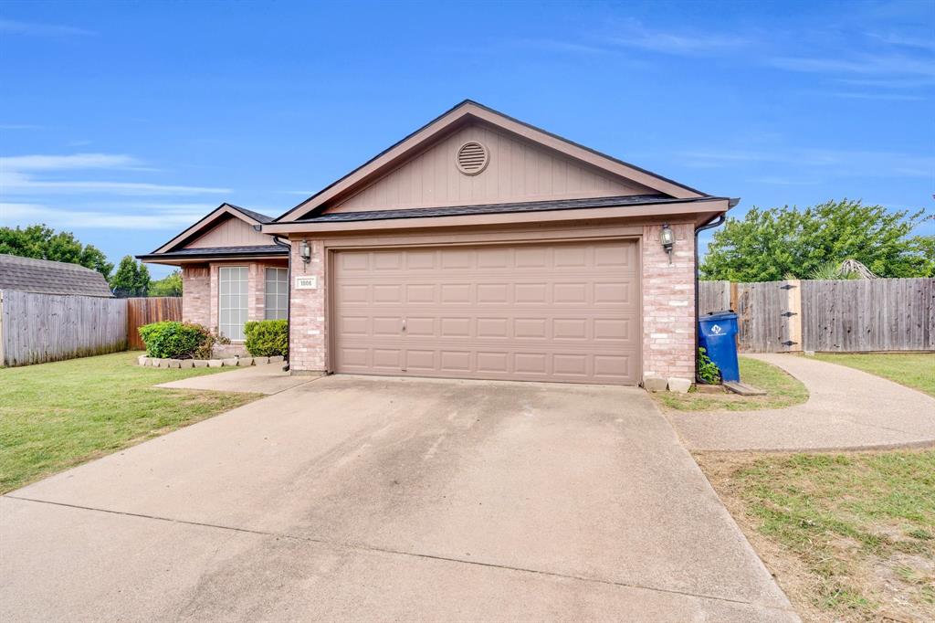 1006 Darren Drive
