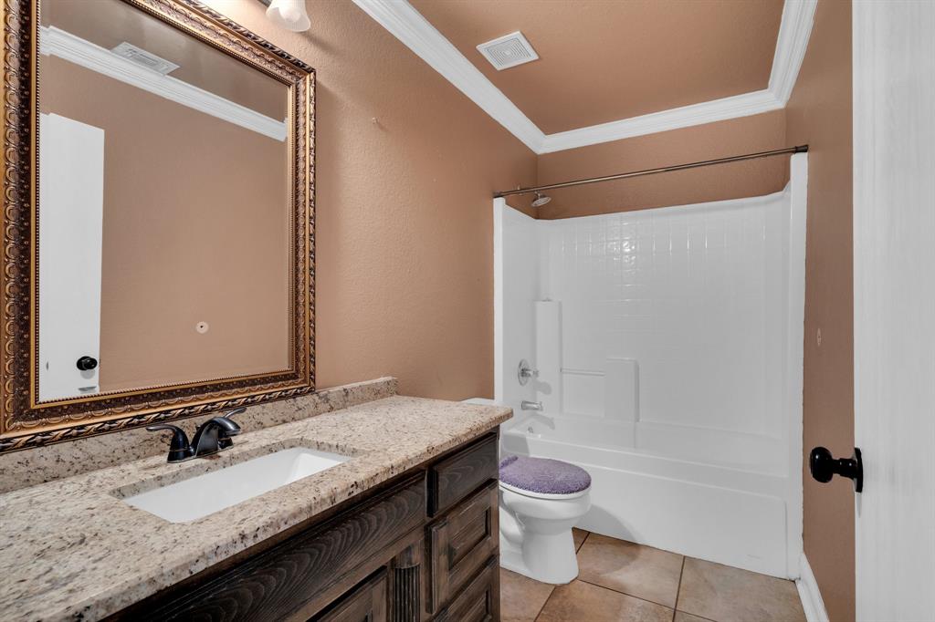 Keswick Gardens Ph 01 - Residential