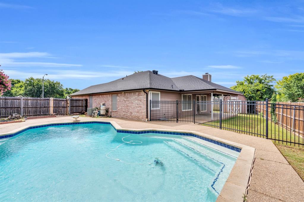 Keswick Gardens Ph 01 - Residential