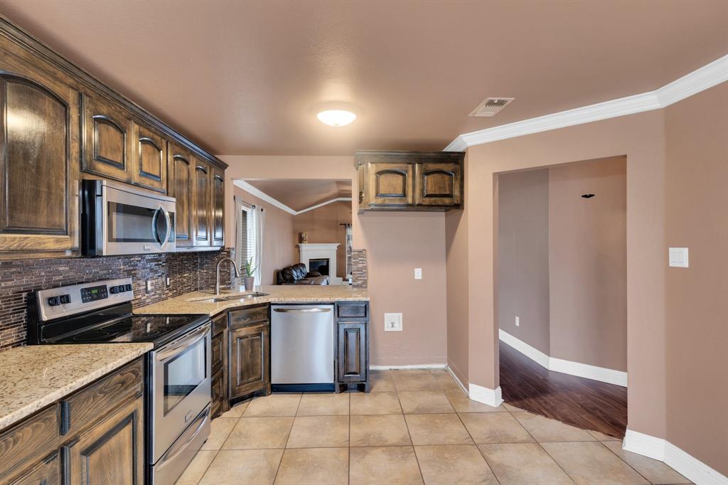 Keswick Gardens Ph 01 - Residential