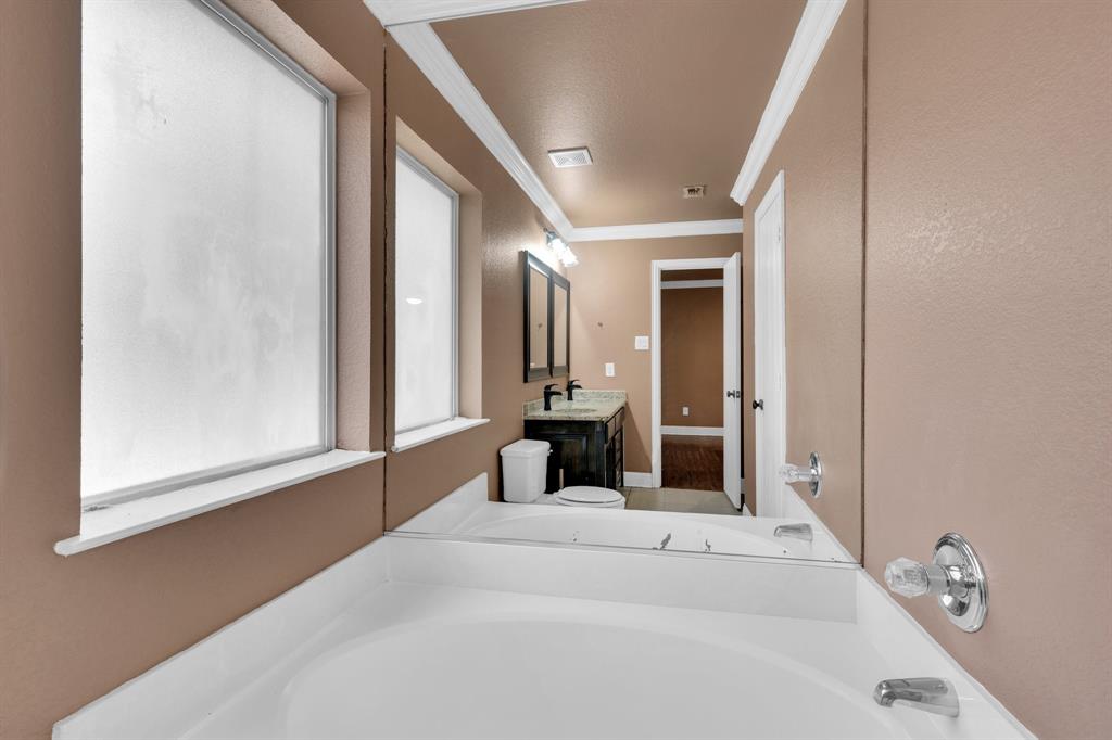 Keswick Gardens Ph 01 - Residential