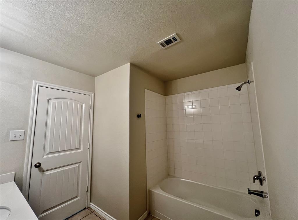 Camden Park Ph 1 - Residential Lease