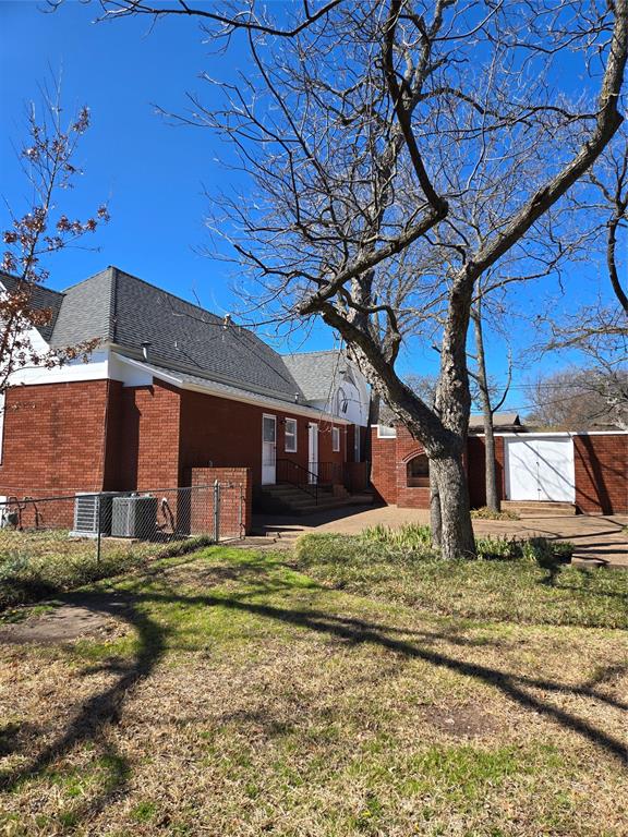 514 W Baylor Street