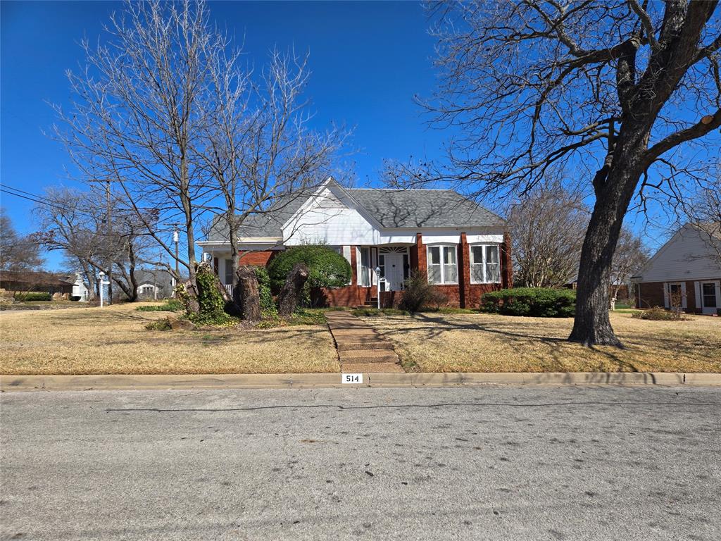 514 W Baylor Street