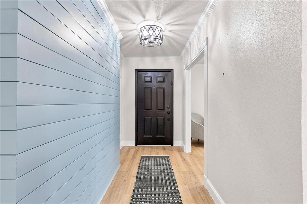 1407 Glenhill Lane
