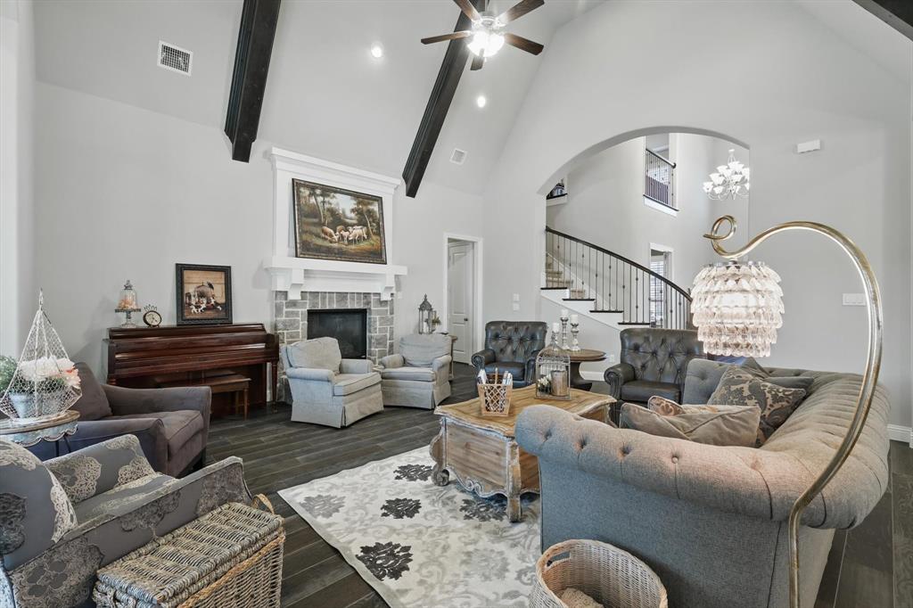 1120 Ellicott Drive