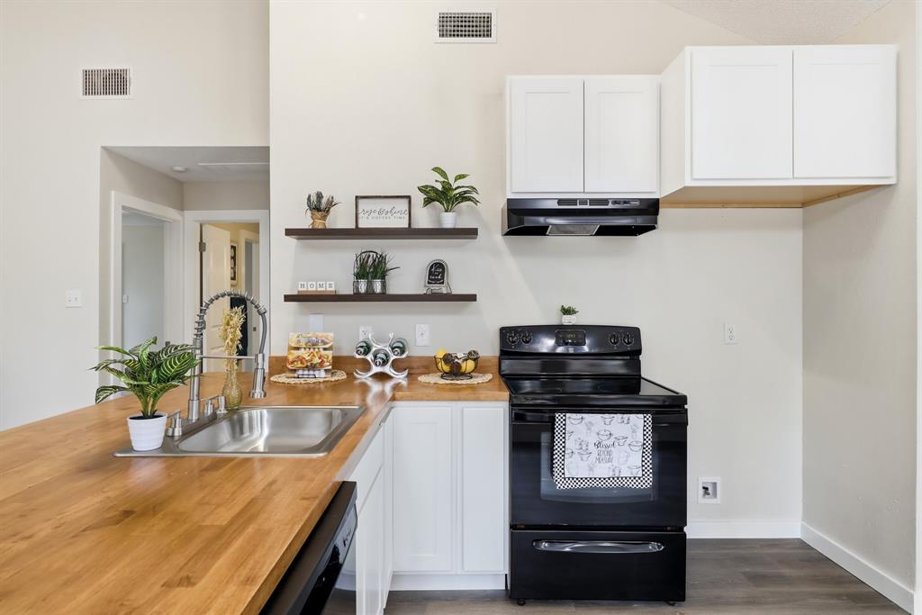 Holly Lake Ranch - Residential